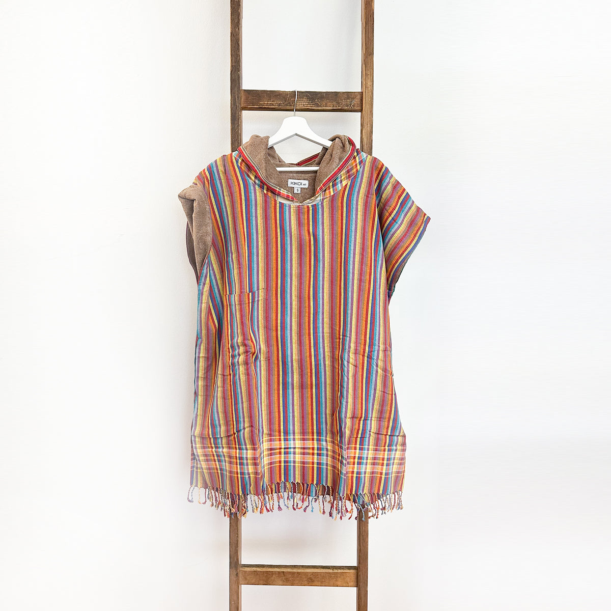 Kikoi Poncho Baumwolle Kapuze Brown Springstripe Sand Frottee