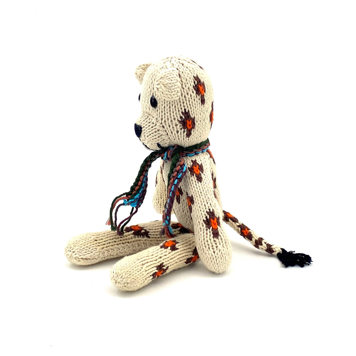 kuscheltiere,bio,baumwolle,madeinkenya,fairtrade,spider,leopard,creme,bio-baumwolle,madeinkenia,handgestrickt,stofftiere,kind,kinder,spielzeuge,geschenke,organic,madeinafrica,handgemacht,handmade,frauenprojekt,community-project,aidbytrade,products-with-a-story,empowerment-durch-handel,fair-produziert,organic-cotton,stricktier,cream,nachhaltig,geburtstagsgeschenk,kikoy,geschenkidee