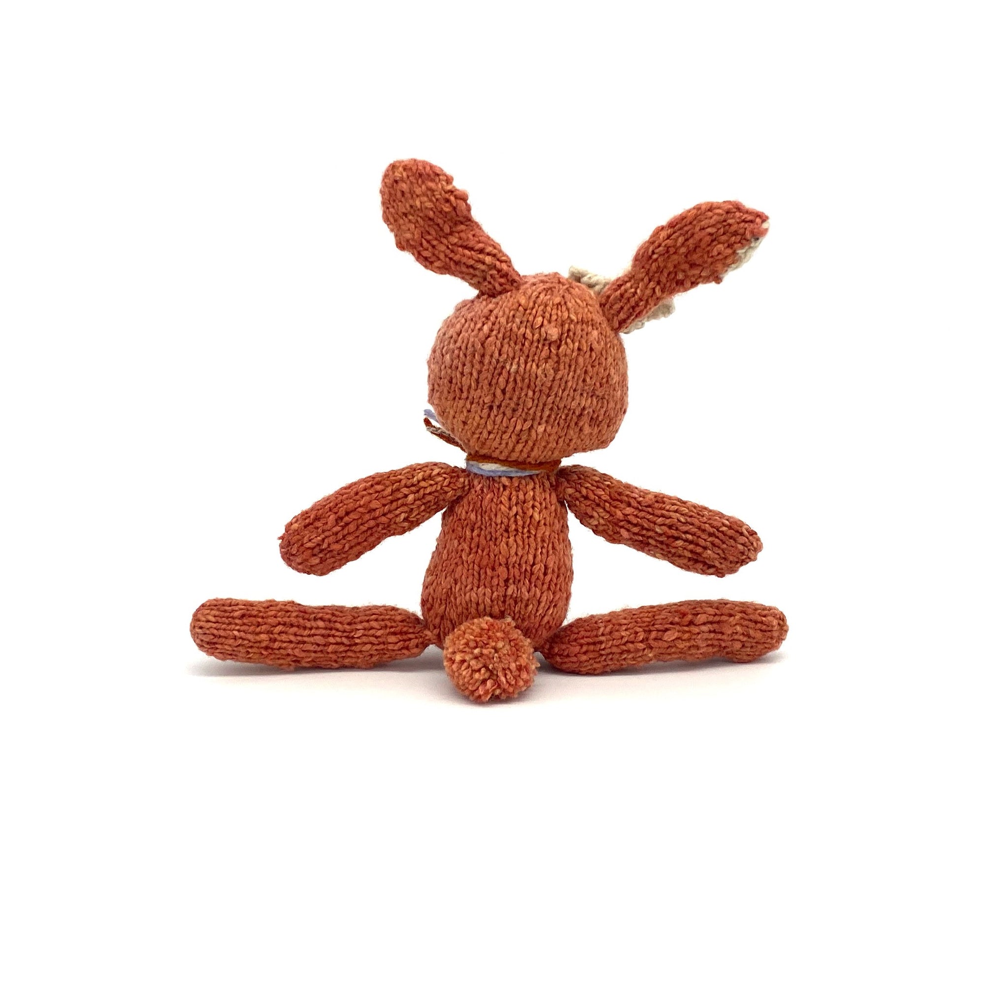 kuscheltiere,bio,wolle,madeinkenya,fairtrade,ditsy,hase,rosa,bio-baumwolle,madeinkenia,handgestrickt,stofftiere,kind,kinder,spielzeuge,geschenke,organic,madeinafrica,handgemacht,handmade,frauenprojekt,community-project,aidbytrade,products-with-a-story,empowerment-durch-handel,fair-produziert,organic-cotton,stricktier,rose,nachhaltig,geburtstagsgeschenk,kikoy,geschenkidee