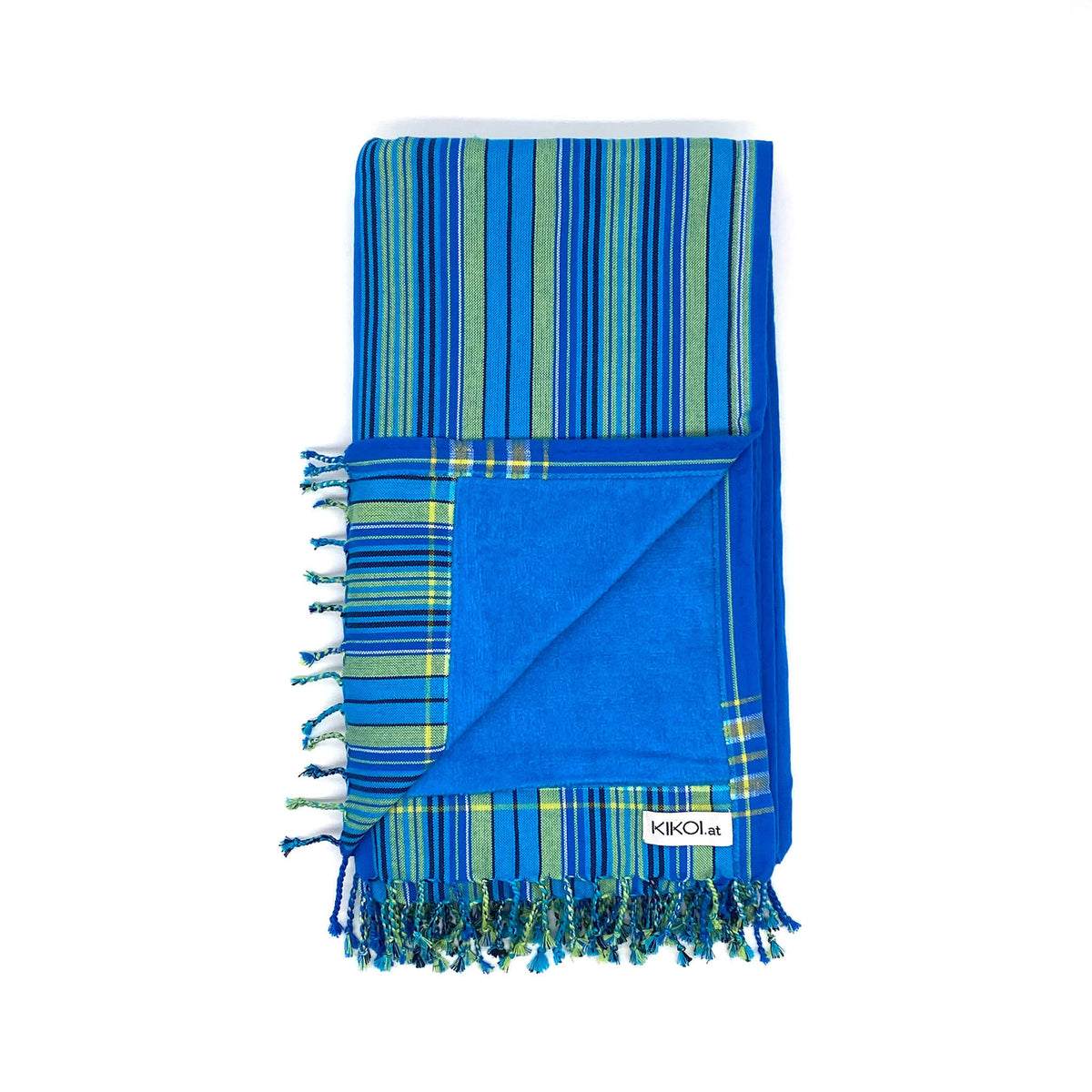 kikoi.at,bestellen,onlineshop,kikoy,baumwolle,madeinkenya,fairtrade,handtuch,hamamtuch,tuerkis,gestreift,tuerkis,wfto,madeinkenia,madeinafrica,empowerment-durch-handel,fair-produziert,nachhaltig,products-with-a-story,aidbytrade,geburtstagsgeschenk,geschenk-idee,strand-tuch,badetuch,saunatuch,baby-decke,badezimmer,bade-handtuch,schultertuch,sonnenschutz,surfen,baby-handtuch,frottee,yoga,pilates,strand-decke,picknick-decke,urlaub,baden,wellness,spa,schwimmen,reisen,schnell-trocknend,leicht,wandern,outdoor
